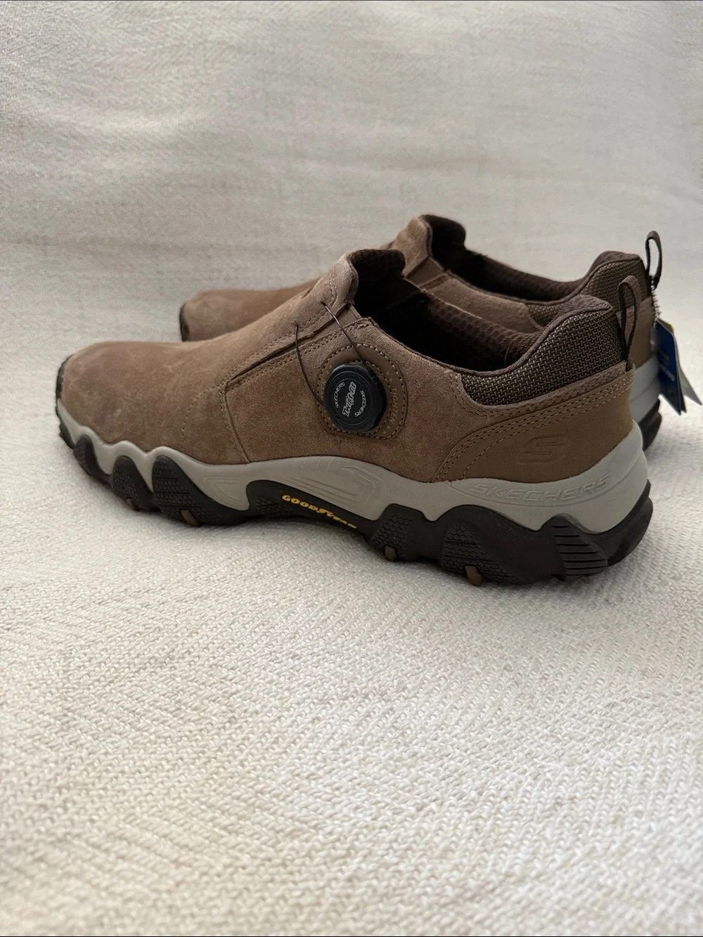 Skechers new tags